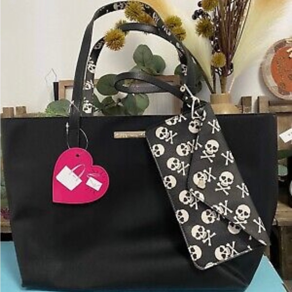 Betsy Johnson large black tote purse with wristlet